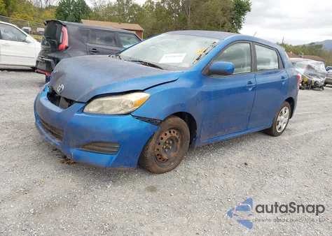 2009 Toyota Matrix z USA, uszkodzony, nr VIN 2T1KU40E69C152819